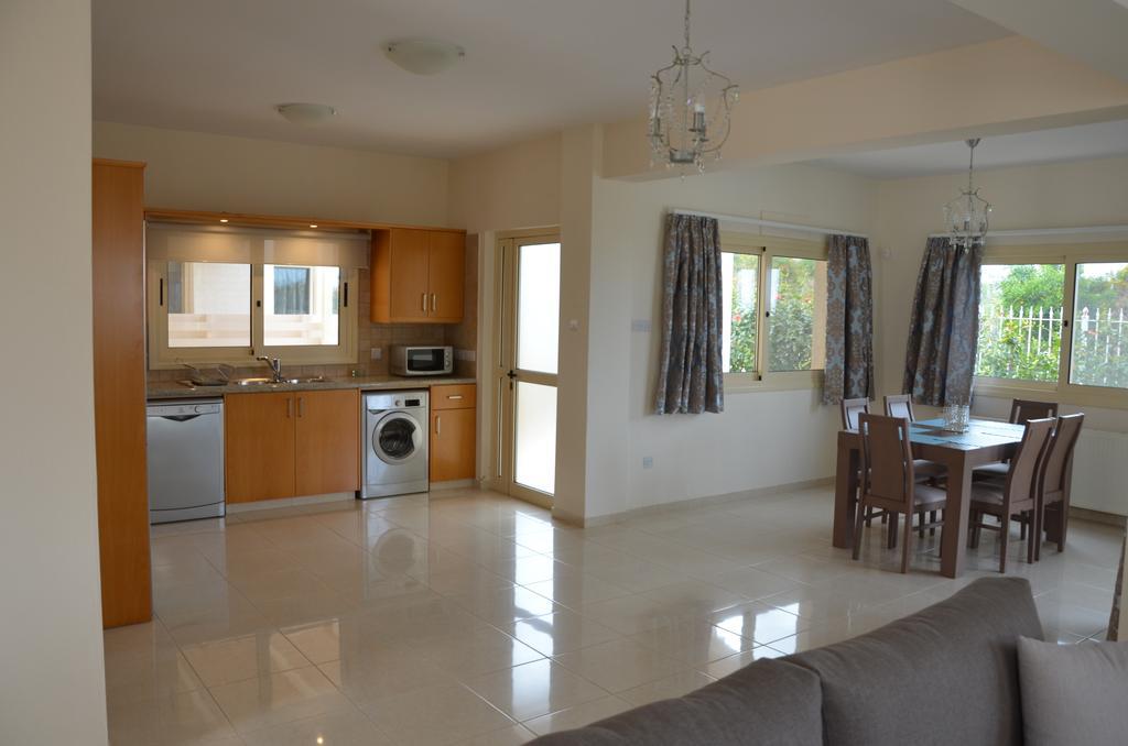 Anthorina Villa 3 普罗塔拉斯 外观 照片